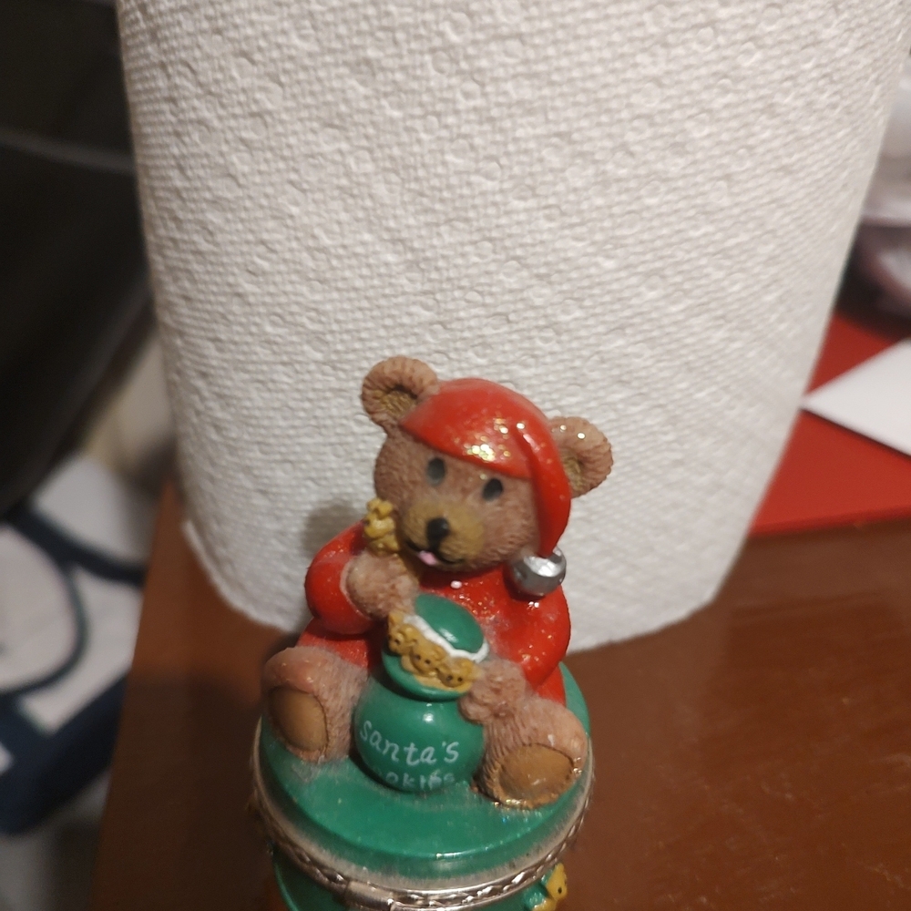 Claire's Festive Bear Trinket Box - Red and Green
